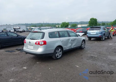 2009 Volkswagen Passat Komfort из США, поврежденный, VIN WVWXK73C69E027467